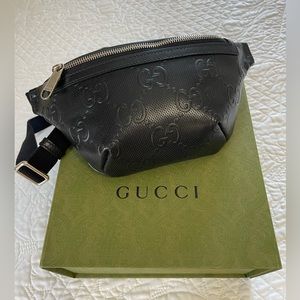 Black Gucci Belt Bag - Like New!